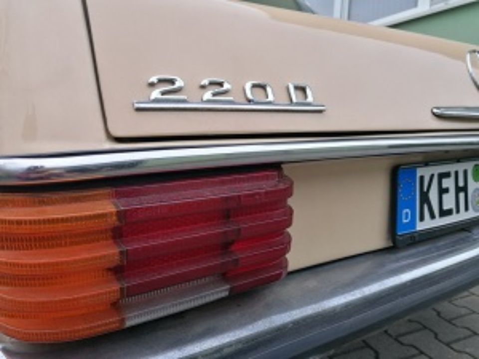 Mercedes Benz 220 D /8 in Siegenburg