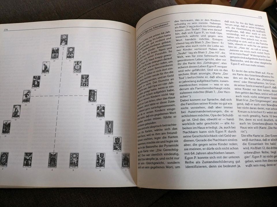 Wahrsagen mit Tarot Karten / Bernd A. Mertz in Moers