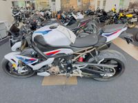 BMW S 1000 R M Paket Carbon Paket Navi Keyless viele Extras Niedersachsen - Schellerten Vorschau