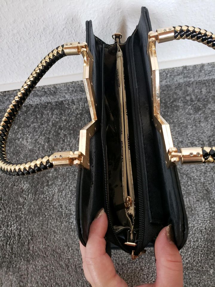 Handtasche Schwarz/Gold ☆NEU☆ in Horb am Neckar