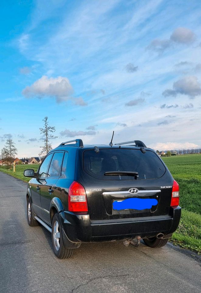 Hyundai Tucson 2,0 mit BRC Gasanlage in Preußisch Oldendorf