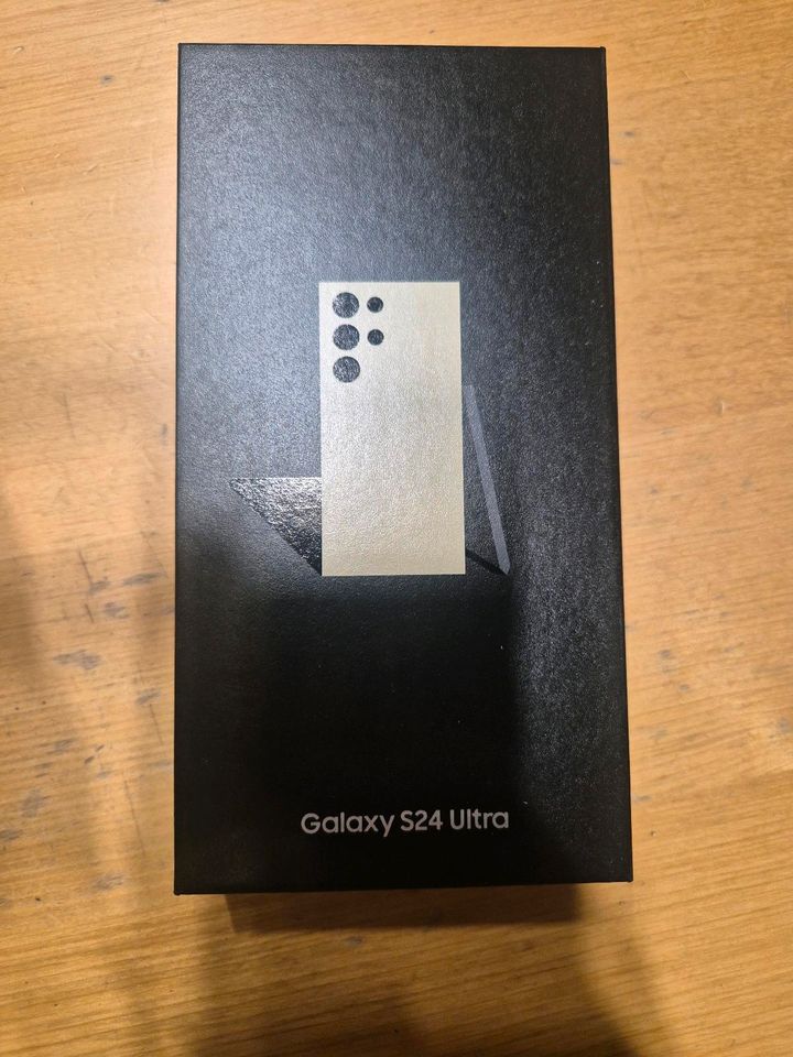 Samsung Galaxy S24 Ultra 512 GB in Augsburg