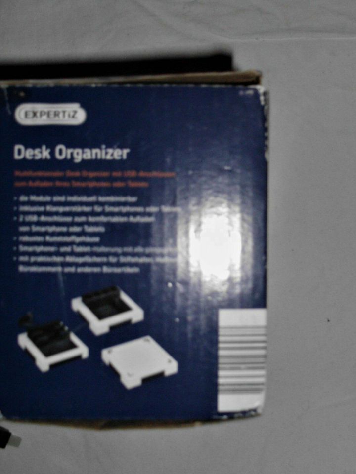 Schreibtisch Set Desk Organizer Handyhalter Tablet USB Anschluß in Jüterbog