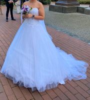 Hochzeitskleid zu verkaufen Größe 40/42 Niedersachsen - Winsen (Luhe) Vorschau