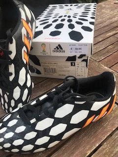 Kinder-Fußballschuhe adidas Predator LZ FG J Gr. 32 in München