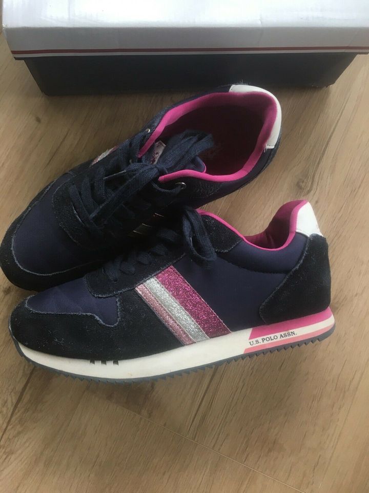 Sneaker U.S. POLO ASS. Gr. 40 ❤️ dunkelblau Glitzer pink in Olsberg