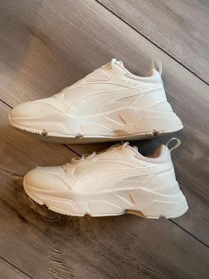 Puma- Sneaker- Softfoam- Größe 37-NEU- in Garrel