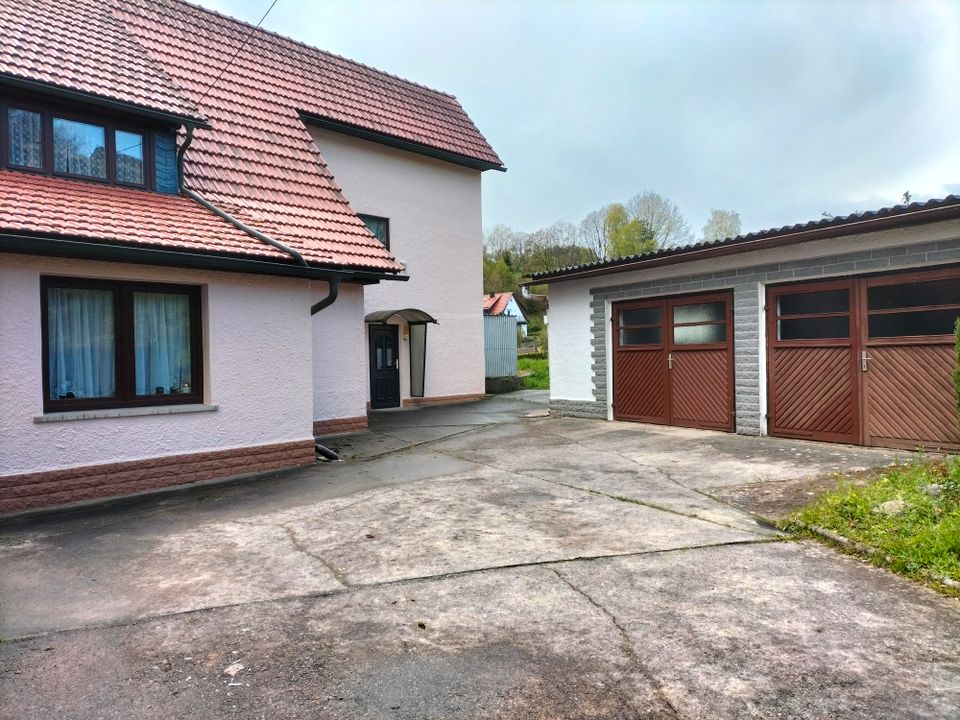 Einfamilienhaus mit Doppelgarage in Waldau in Schleusingen