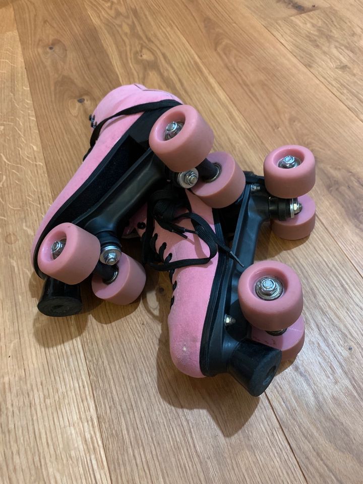 ROCES RC1 • Rollschuhe • Pink • Skates • Gr. 37 in Schieder-Schwalenberg