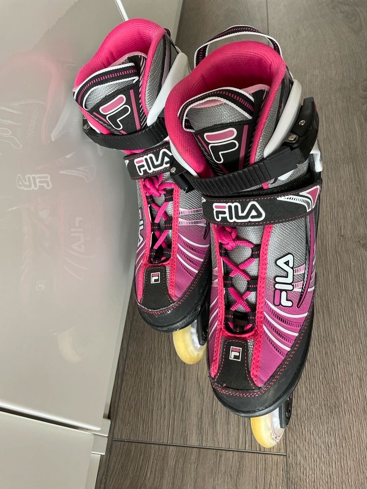 FILA Inliner für Kinder J-One Girl Inline Skates Gr. 36-40 ❤️ in Erfurt