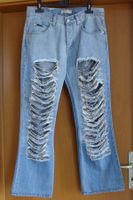 zerrissene Jeans Uni zerrissene 33 ICE Jeans hellblau Jeanshose Nordrhein-Westfalen - Brilon Vorschau