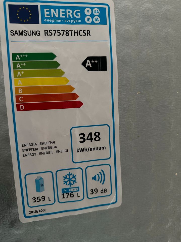 Samsung SidebySide Kühlschrank/Gefrierschrank in Rosenheim