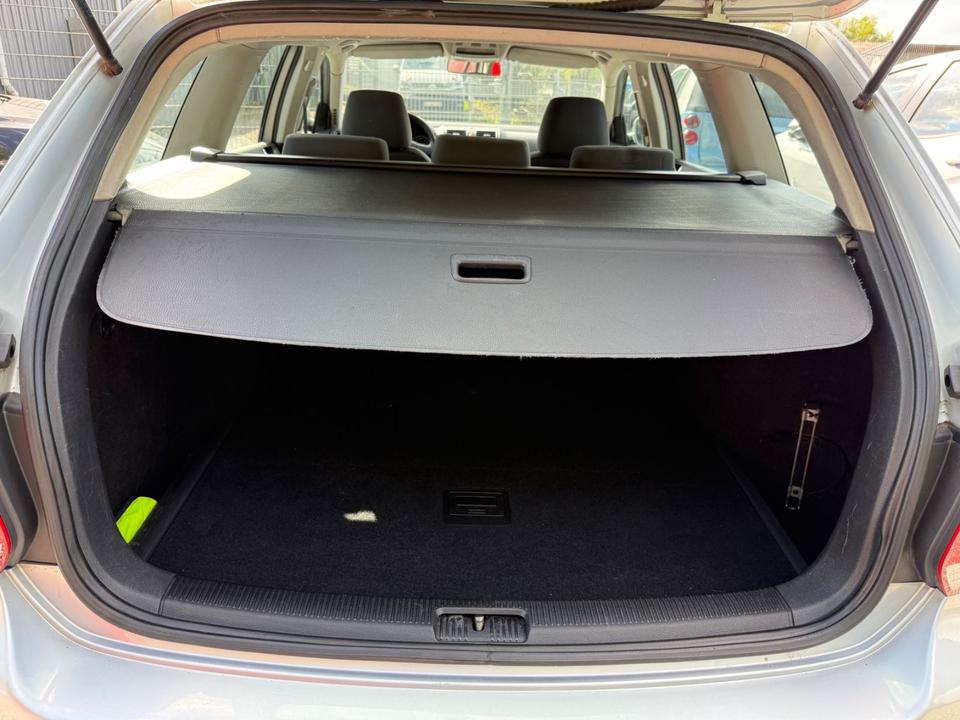 Volkswagen Golf V 1.9 TDI Variant Trendline Klimaautomatik in Bergisch Gladbach