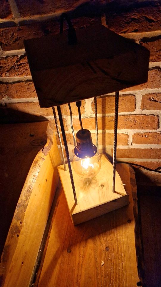 Tischlampe Nachttisch Lampe Licht Leuchte Holz upcycling DIY in Schortens