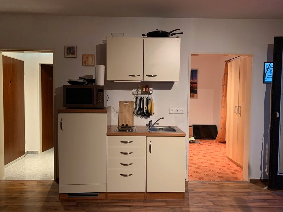 SANKT AUGUSTIN NIEDERBERG, 1-2 Zi. Wohnung. ca. 45 m²,  Süd-Balkon, Kapitalanlage oder Selbstnutzung in Sankt Augustin