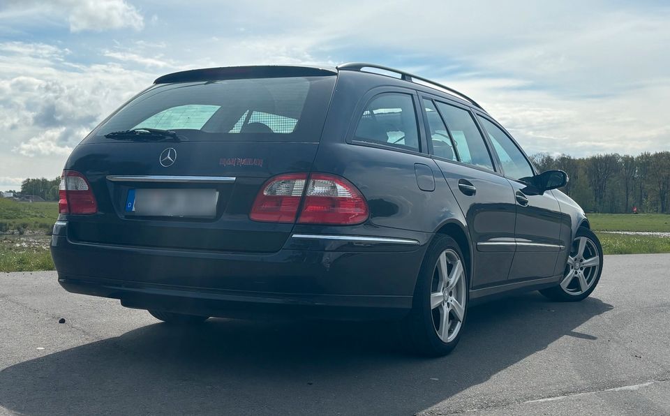 Mercedes Benz E320 W211 / S211 in Wallenhorst