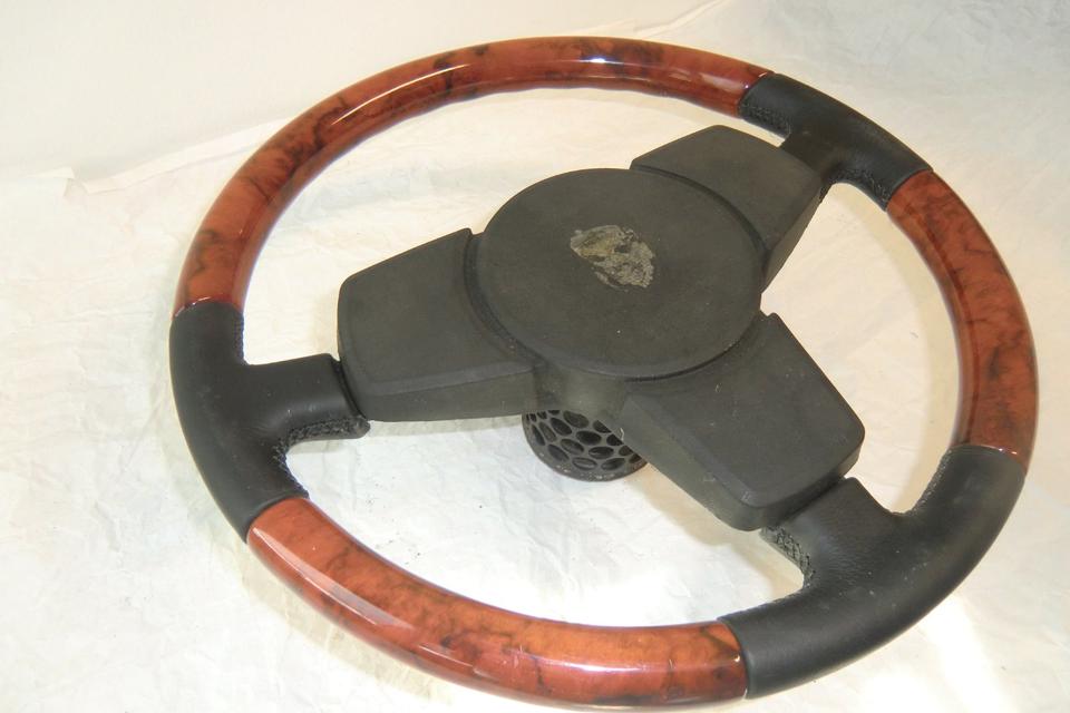 Holzlenkrad Porsche 911 924 928 930 944 964 Lederlenkrad in Gelsenkirchen