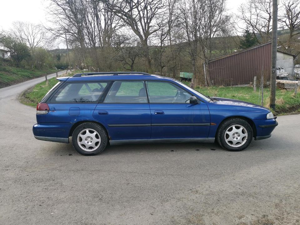 Subaru Legacy 2.2 gx Ej22 Bastler T3 in Bad Berleburg