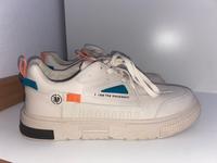 Stylische Schuhe Gr. 44 Nordrhein-Westfalen - Neuss Vorschau