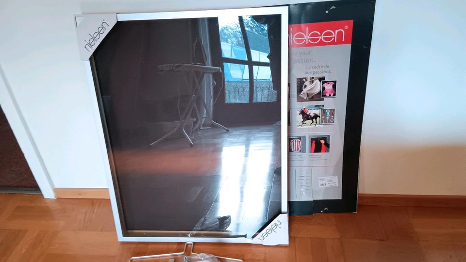 Nielsen Frame Box Fan Aluminium Bilder Rahmen 70 x 90 cm neu in Preetz