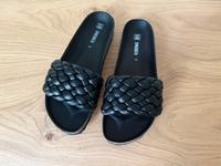 Verbenas Pantoletten, schwarz, Gr. 40 - wie neu Köln - Nippes Vorschau