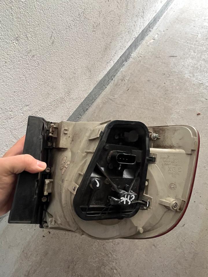 Rückleuchten-Set für VW Touareg (Vorfacelift) – Gut erhalten! in Langen (Hessen)