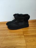 Ugg australia Schuhe Knopf Baden-Württemberg - Tübingen Vorschau