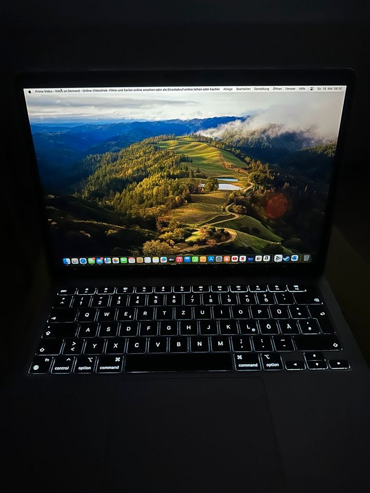 Apple McBookAir13-Inch CPU M1 in Nentershausen (Westerwald)