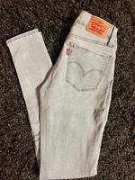 Jeans 710 Super Skinny Levi’s blau Nordrhein-Westfalen - Beckum Vorschau