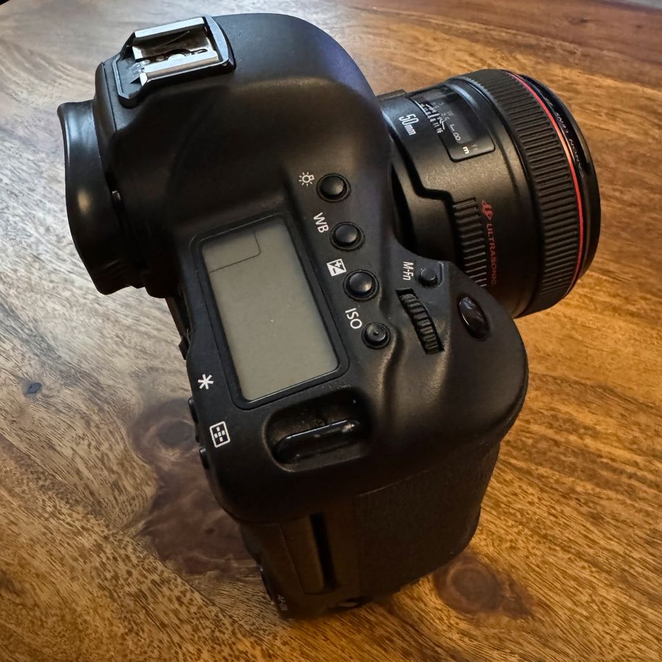 Canon EOS 1DX  Kamera + Objektiv Canon EF 50mm 1,2 L wie neu in Solingen