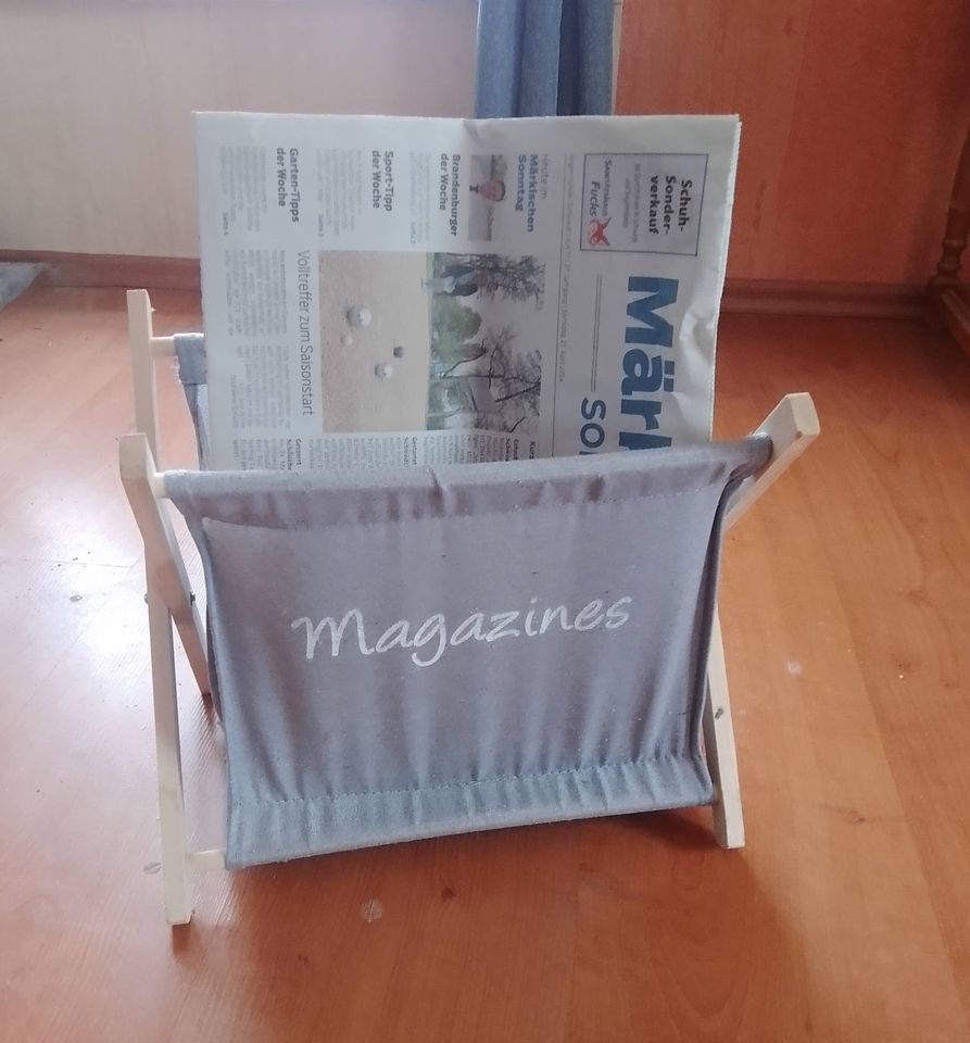 Zeitungsständer ca. 23 cm hoch, ca. 26 cm breit grau in Schwedt (Oder)