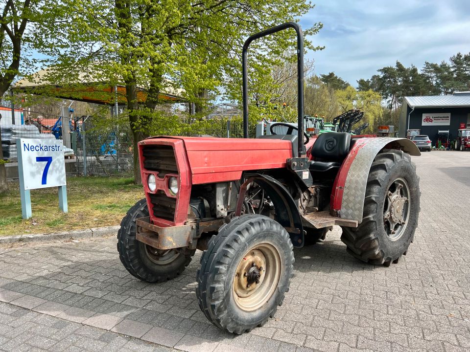 Massey Ferguson 174 - S Schmalspur Obstbau Traktor Schlepper in Marl