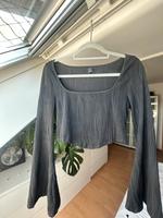 Langarmshirt mit Trompetenärmeln Schwarz Niedersachsen - Bockhorn Vorschau
