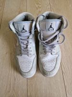 Nike Air Jordan 1 Mid Military Grey Gr. 41 Niedersachsen - Georgsmarienhütte Vorschau