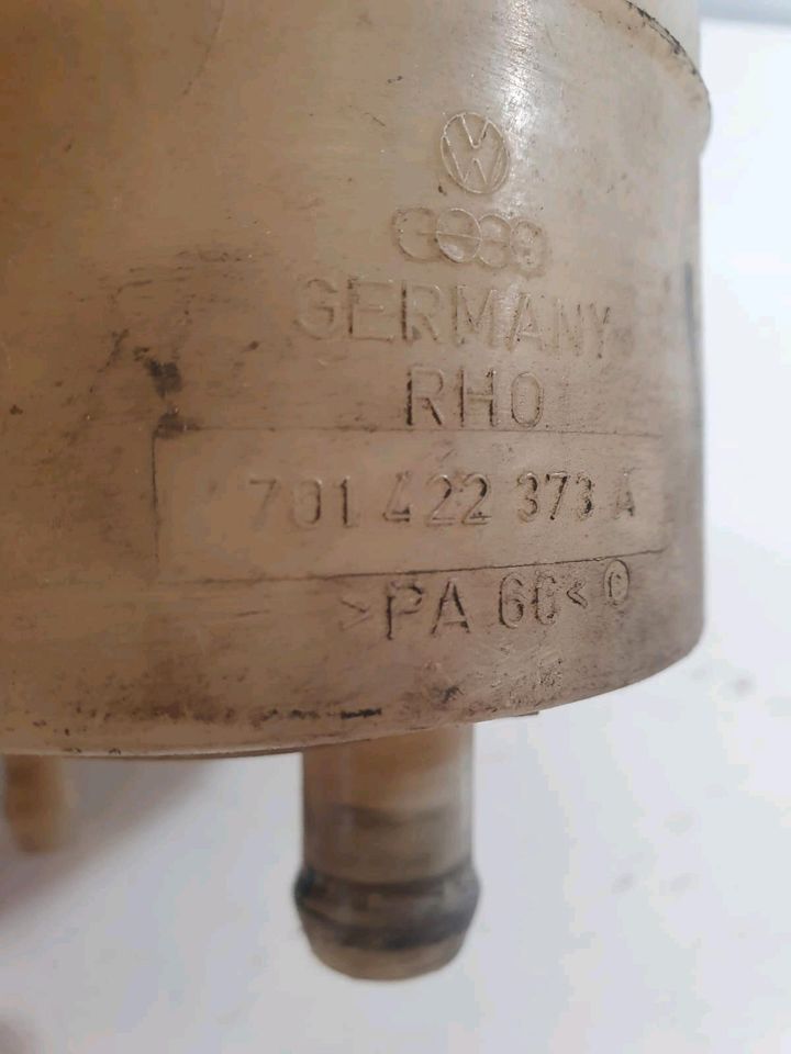 Original VW T4 Servo Behälter Servolenkung 701422373A in Berlin