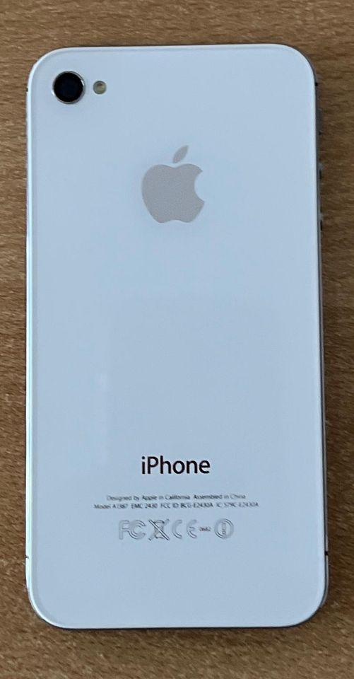 iPhone 4S White 8GB+Zubehör in Asperg