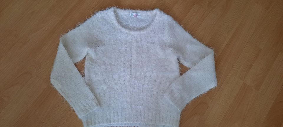 Mädchen Pullover Gr.134/140 in Köln