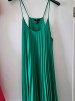 Pliseekleid, zipfelig, Gr.40 Nordrhein-Westfalen - Herten Vorschau