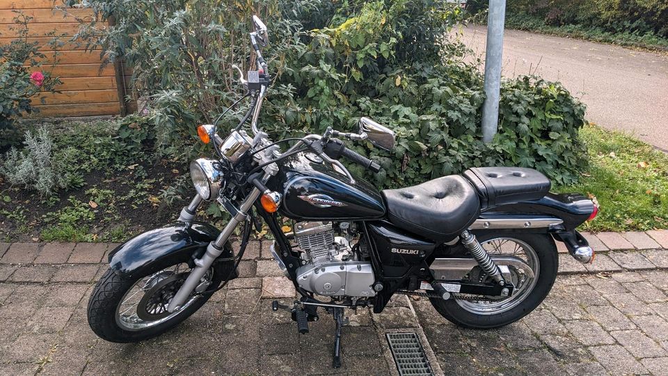 Suzuki Marauder GZ125 in Zell unter Aichelberg