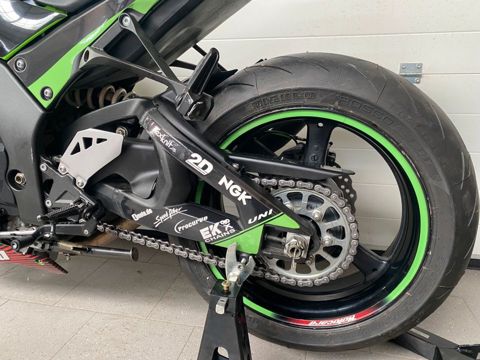 Kawasaki Ninja ZX10R | WSBK Replica mit Motortuning 216PS in Walsrode