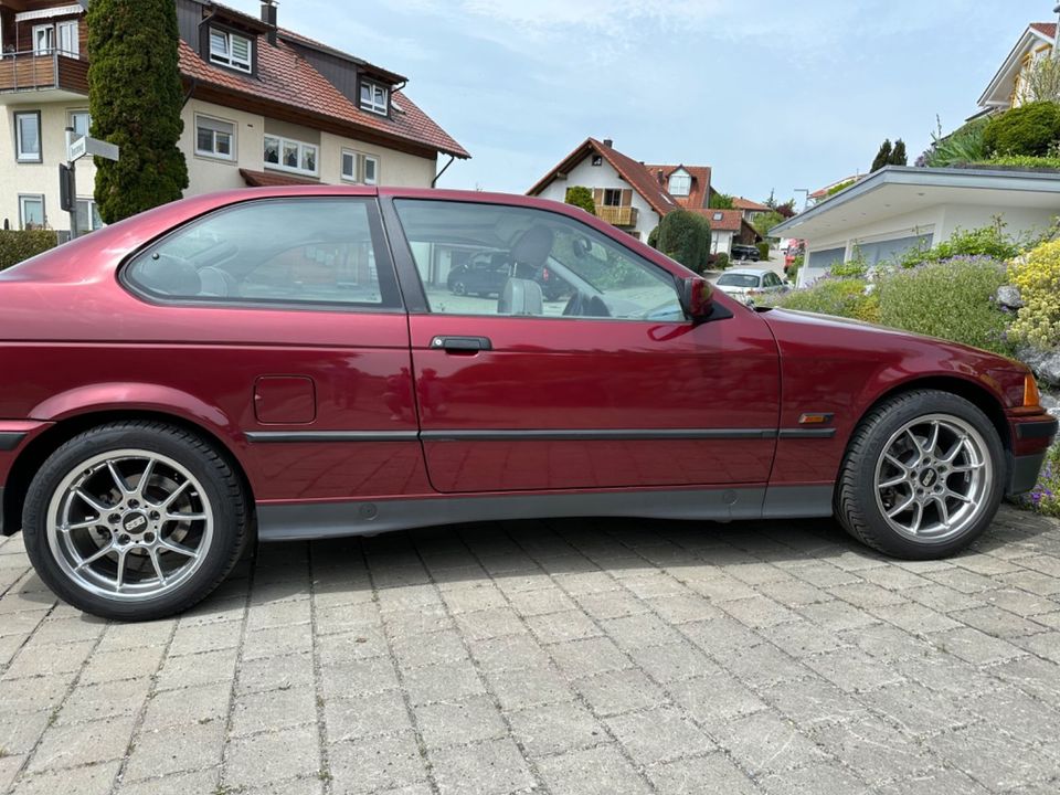 BMW 318ti compact in Kressbronn am Bodensee