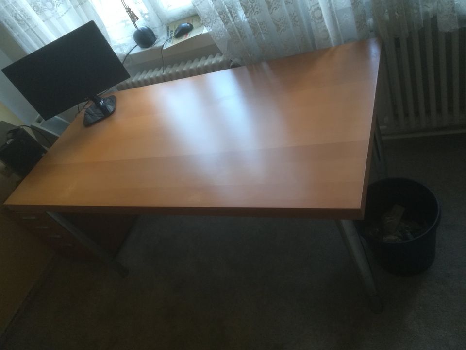 IKEA Tischplatte / Tischbeine Schreibtisch Eiche in Berlin
