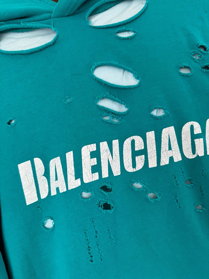 Balenciaga Hoodie Kapuzenpullover in Bochum