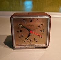 DDR Wecker Ruhla, Batterie, Clock, Uhr Brandenburg - Fredersdorf-Vogelsdorf Vorschau