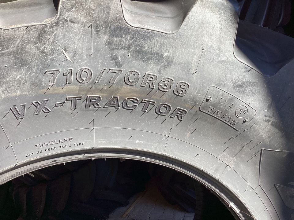 Neue Ackerschlepperreifen 710/70R38 171D Bridgestone VX Tractor in Witzmannsberg