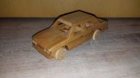 Holzspielzeug Holzauto FSO Polonez Limousine, Maßstab ca. 1:24 Sachsen - Delitzsch Vorschau