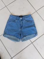 Schöne Jeans  Shorts von Vero Moda Gr.XS Hessen - Dieburg Vorschau