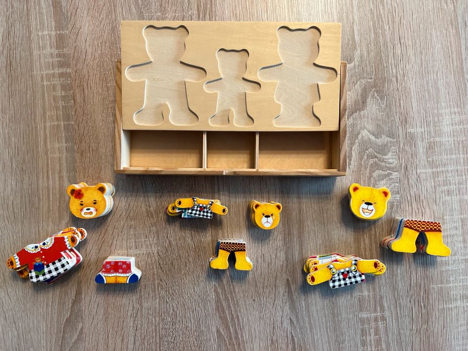 Holzpuzzel Bärenfamilie in Tübingen