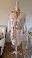Hunkemöller Morgenmantel Gr. L 42 weiss Gold beige edel Bademante Schleswig-Holstein - Glinde Vorschau