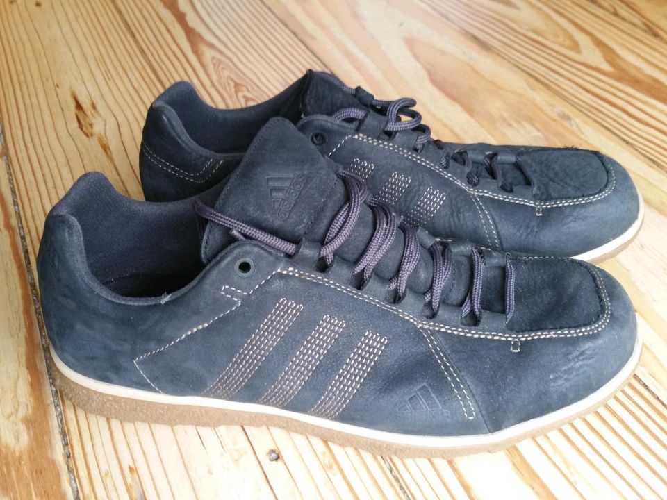 Adidas Zappan DLX Outdoor Sneakers, Größe 43 1/3 - wie neu in Hamburg-Nord  - Hamburg Eppendorf | eBay Kleinanzeigen ist jetzt Kleinanzeigen